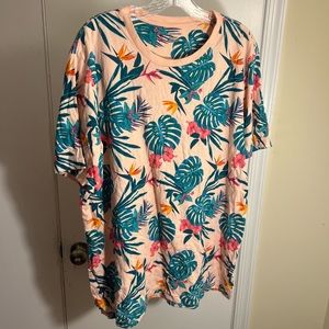 Very cute and soft floral Tshirt